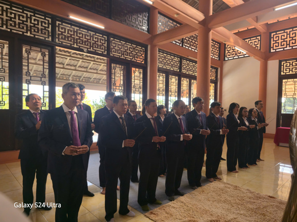 Lễ viếng Nghĩa trang liệt sỹ tỉnh Đắk Lắk nhân dịp tết Nguyên đán Bính Ngọ năm 2026.